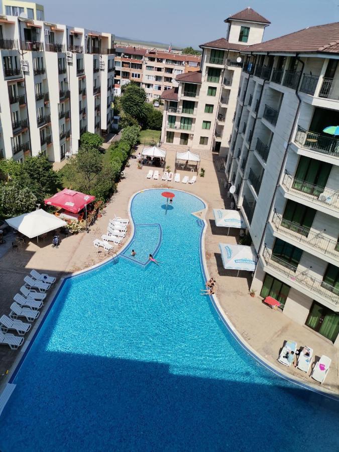 Pool Apartment Amadeus Lux サニービーチ エクステリア 写真