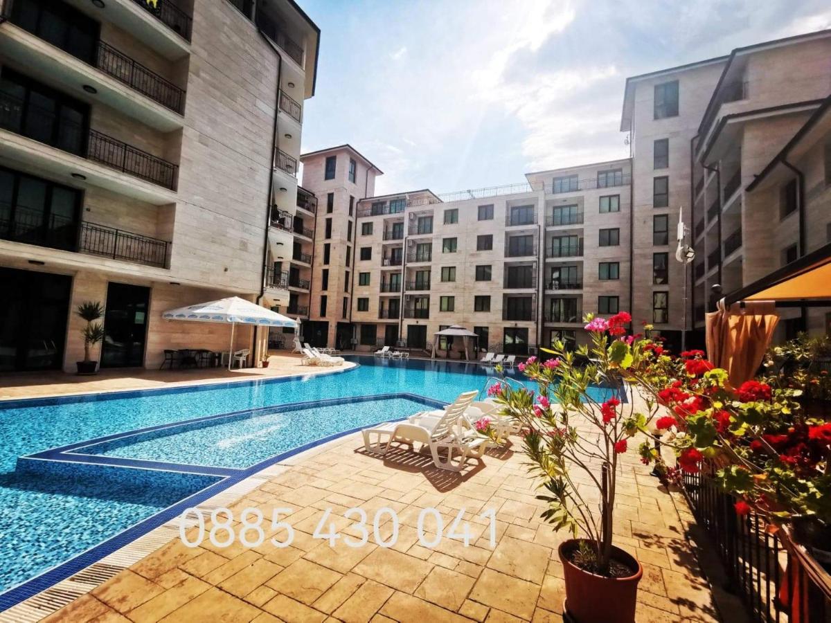 Pool Apartment Amadeus Lux サニービーチ エクステリア 写真